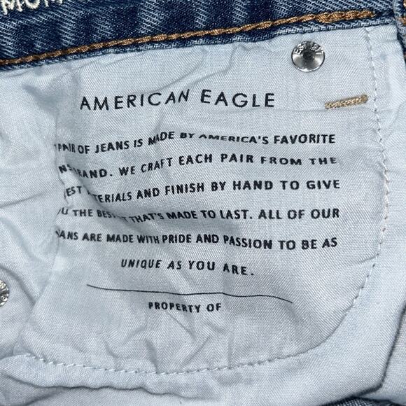American Eagle Denim Distressed Mom Jeans Size 2 - Picture 10 of 13